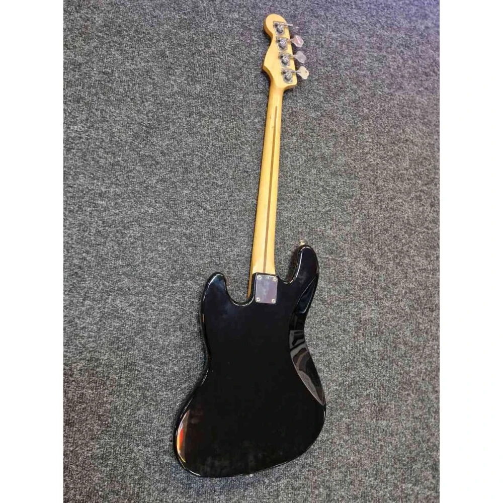 Pre-Owned Fender 2004 Mexican Standard Jazz Bass RW, Black - Image 4